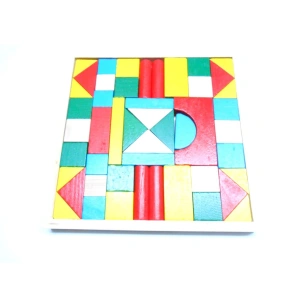 PUZZLE / KLOCKI DREWNIANE Z PODSTAWKĄ